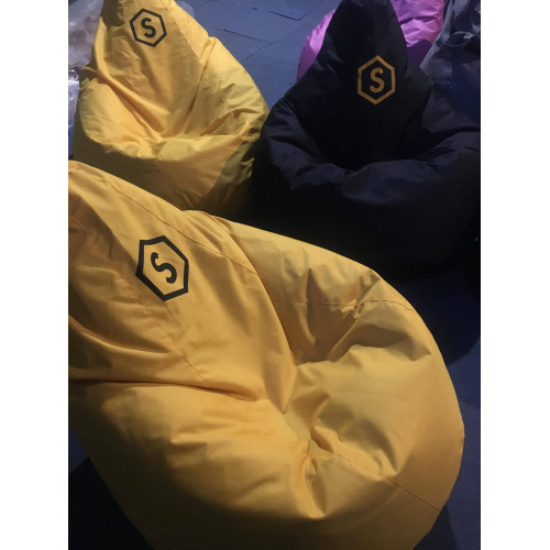Брендирование кресла мешка груши (нанесение логотипа компании / имени / фото)